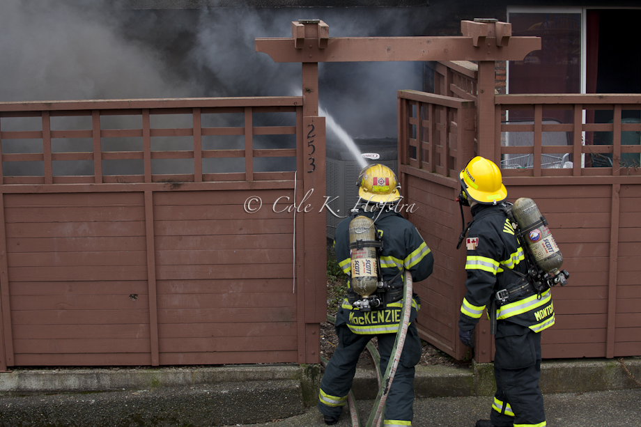 Cole Hofsra, News, Photo Journalism, Victoria, Bc, Fire, People, Burning, Firemen, Water Flame (1 Of 2)