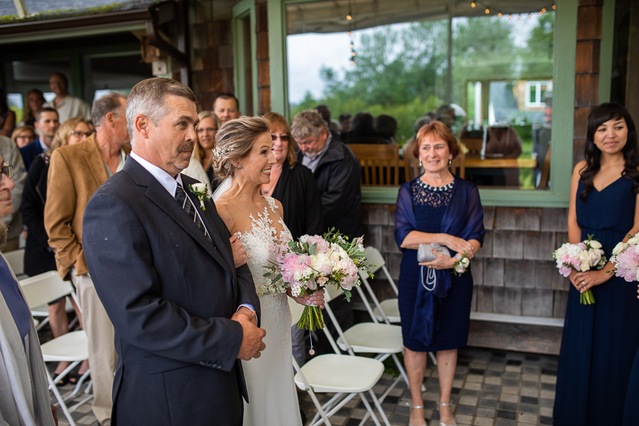 Calgary Wedding Photographer Affinity Guesthouse Cowichan