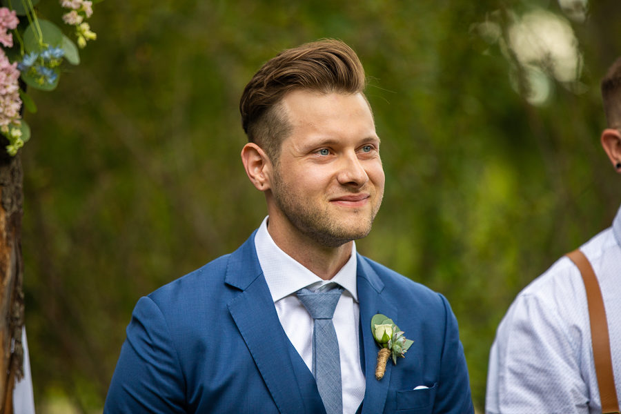 groom sees bride for first time