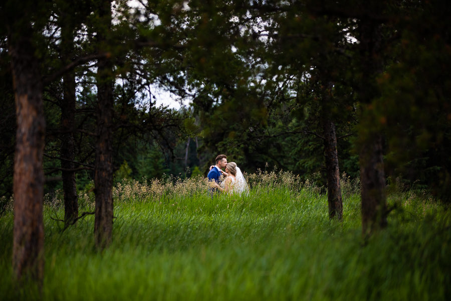 wedding photos from snow valley edmonton