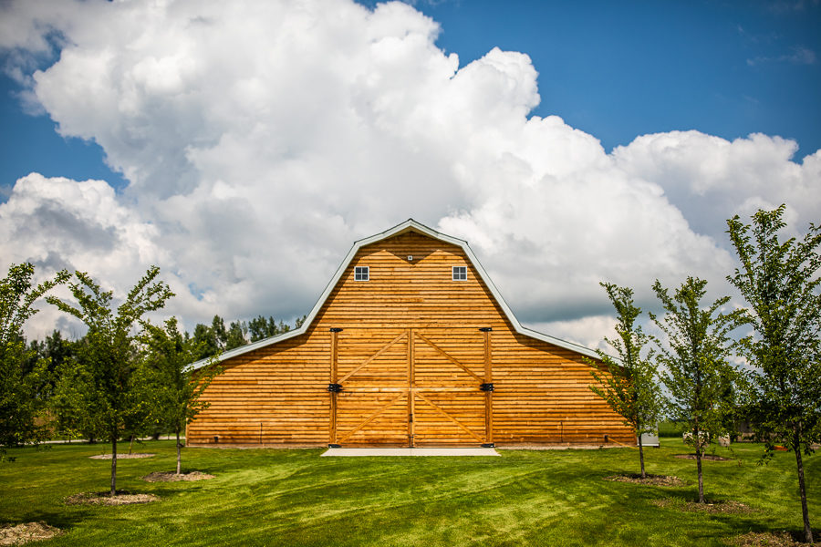 Willow Lane Barn - willow lane olds alberta - Willow Lane barn weddings