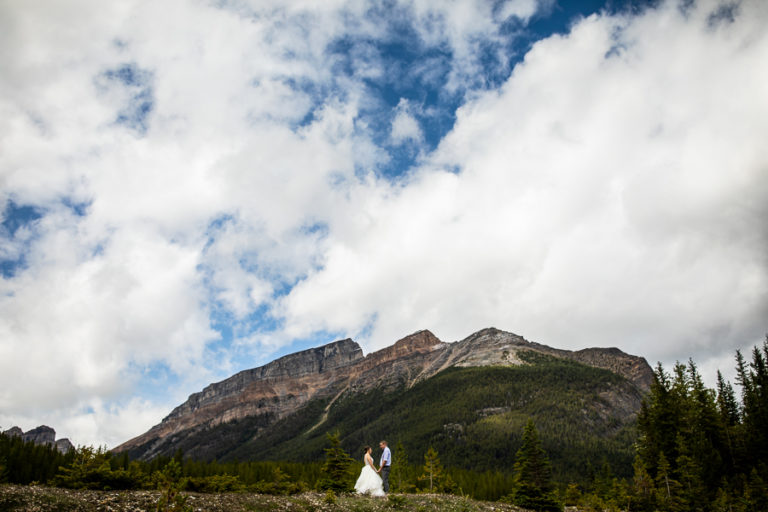 Storm mountain lodge wedding