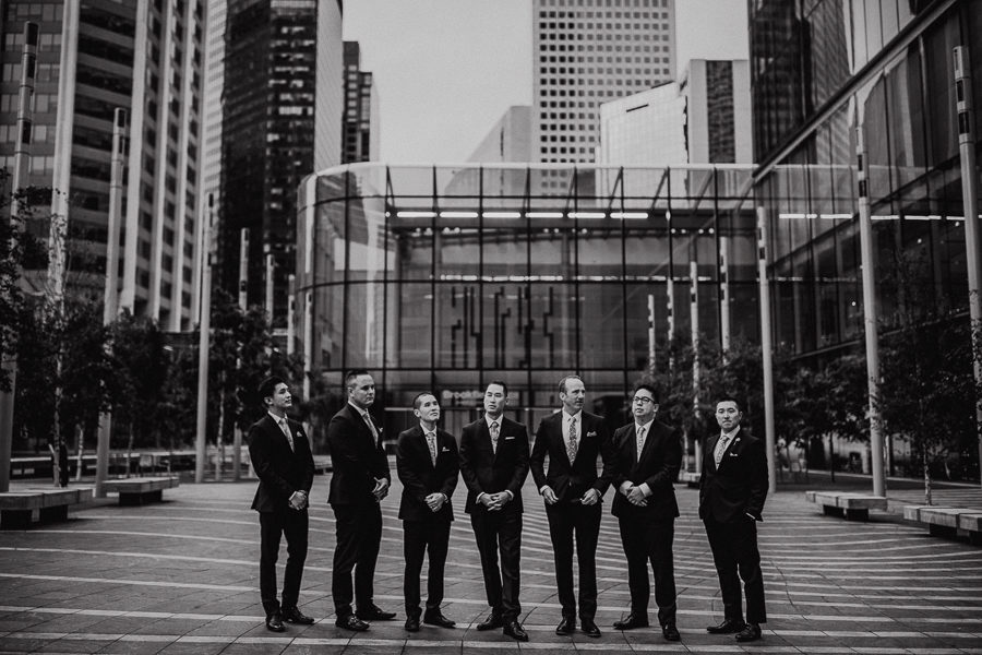 Downtown calgary wedding party picture ideas