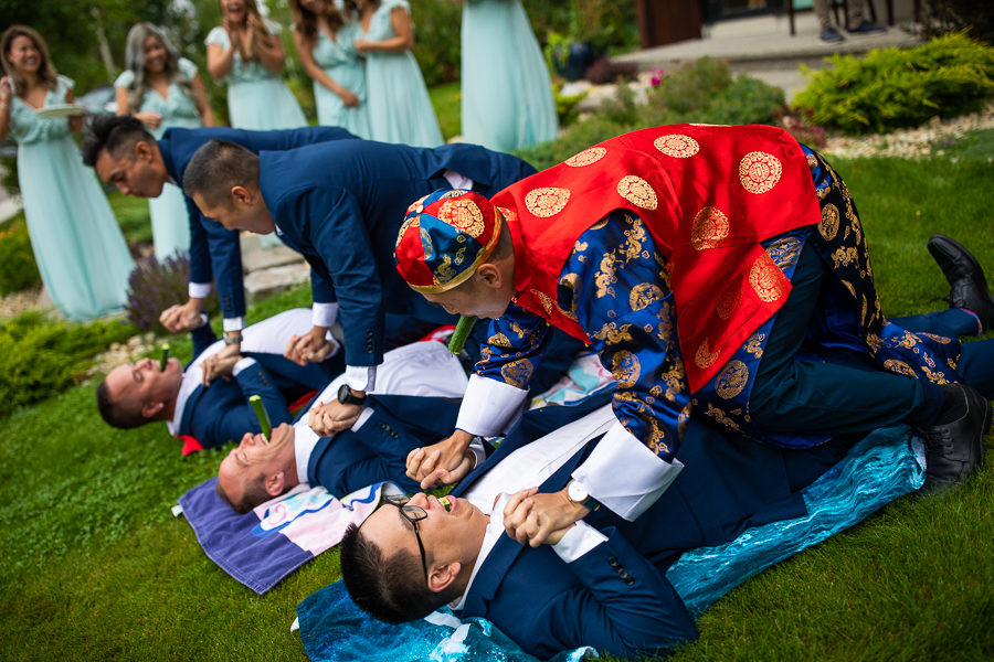 Chinese door games - cole hofstra photography