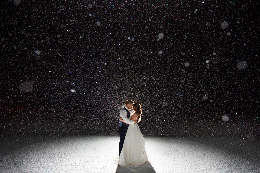 Canmore winter wedding - Silvertip winter wedding