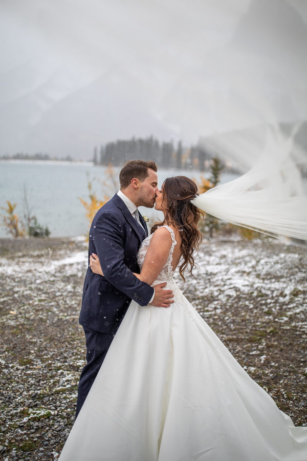 Canmore winter wedding - Canmore Alberta - SIlvertip winter wedding
