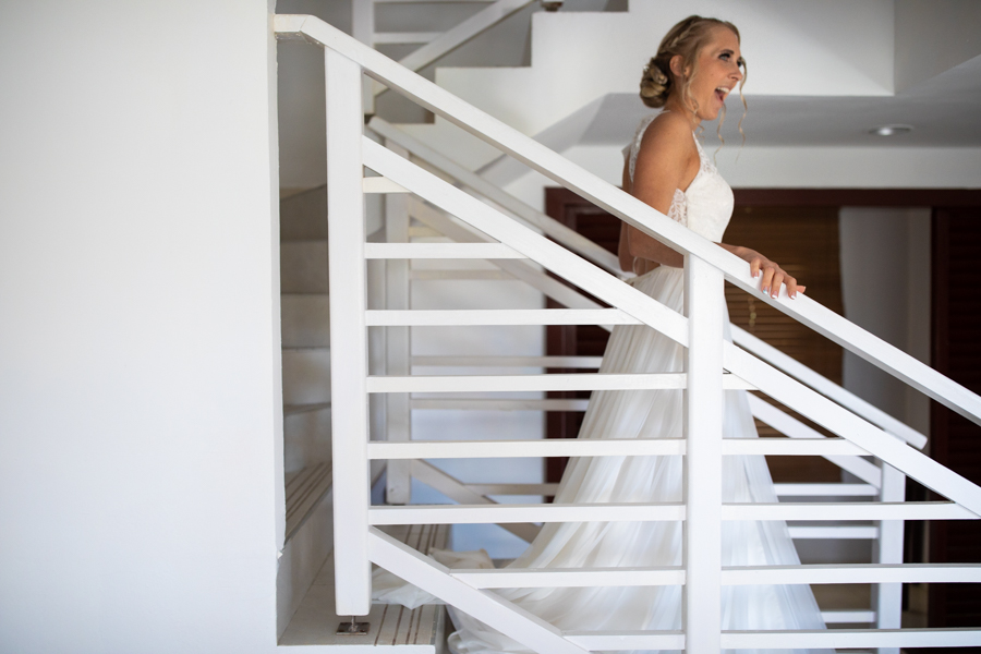 bride getting ready at Royalton Cayo Santa Maria - Cuba - Destination wedding photographer