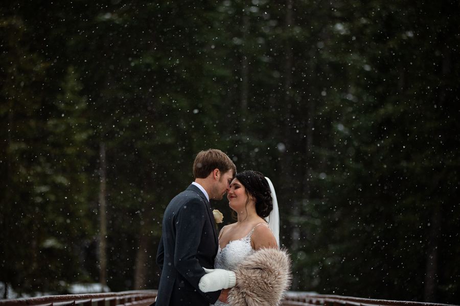 Emerald Lake Wedding - Emerald Lake Lodge wedding - Emerald Lake - weddings at emerald lake - the natural bride