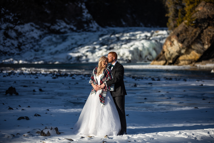 Fairmont Banff Springs wedding - wedding in banff - winter wedding banff