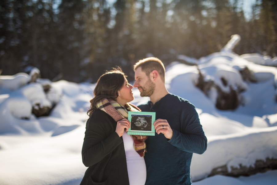 Maternity photography in Calgary