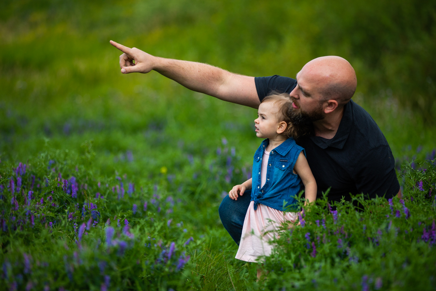 dad and daughter in local family photograph