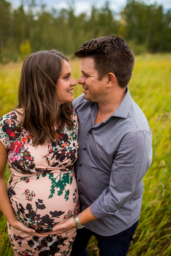 pregnant couple in Edmonton