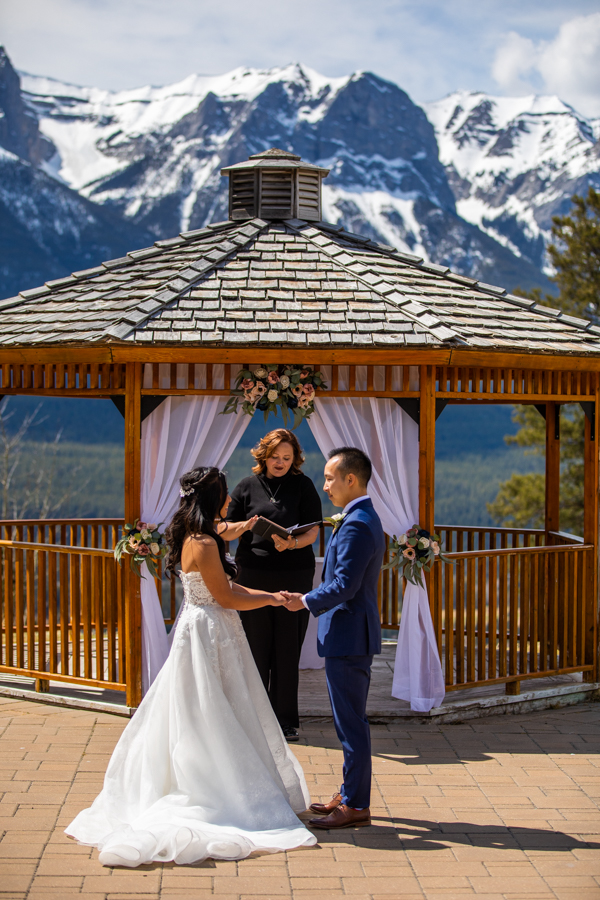 wedding at silvertip gazebo