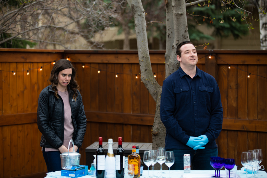 couple serving drinks