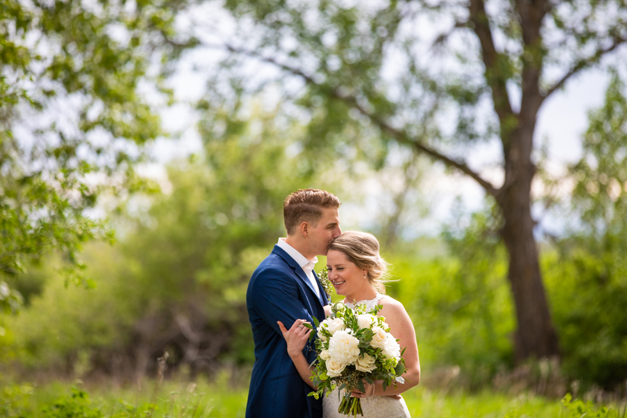 bride and groom Fish creek park wedding elopement, Calgary wedding photographer