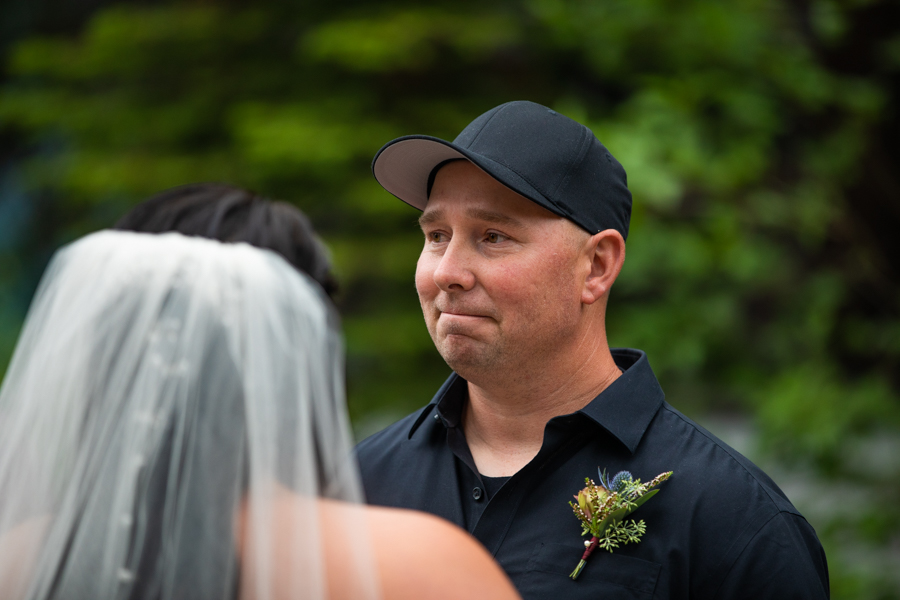 groom at emerald lake