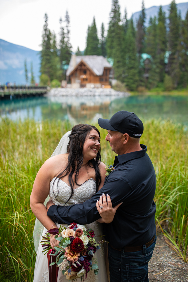 bride and groom at emerald lake
