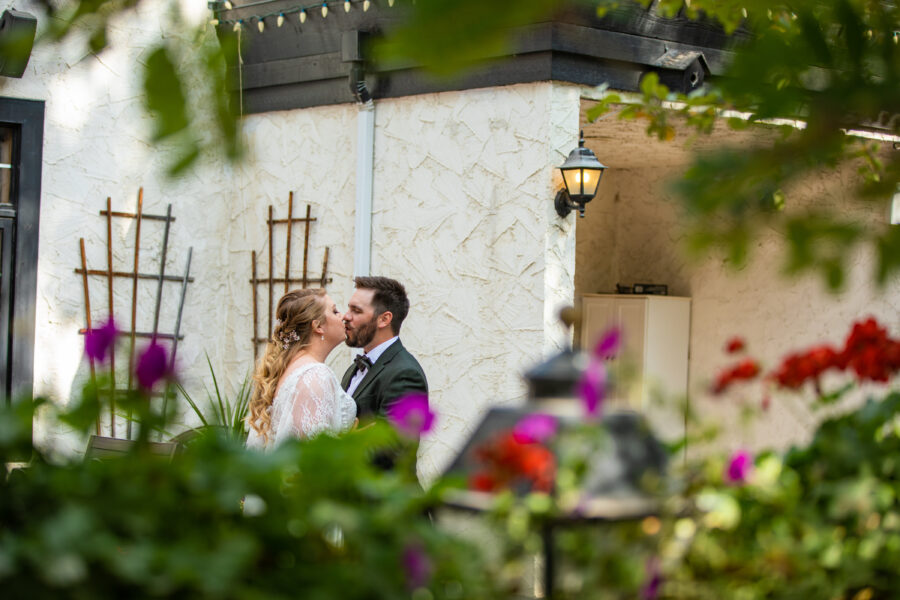 wedding photos at the Georgetown Inn