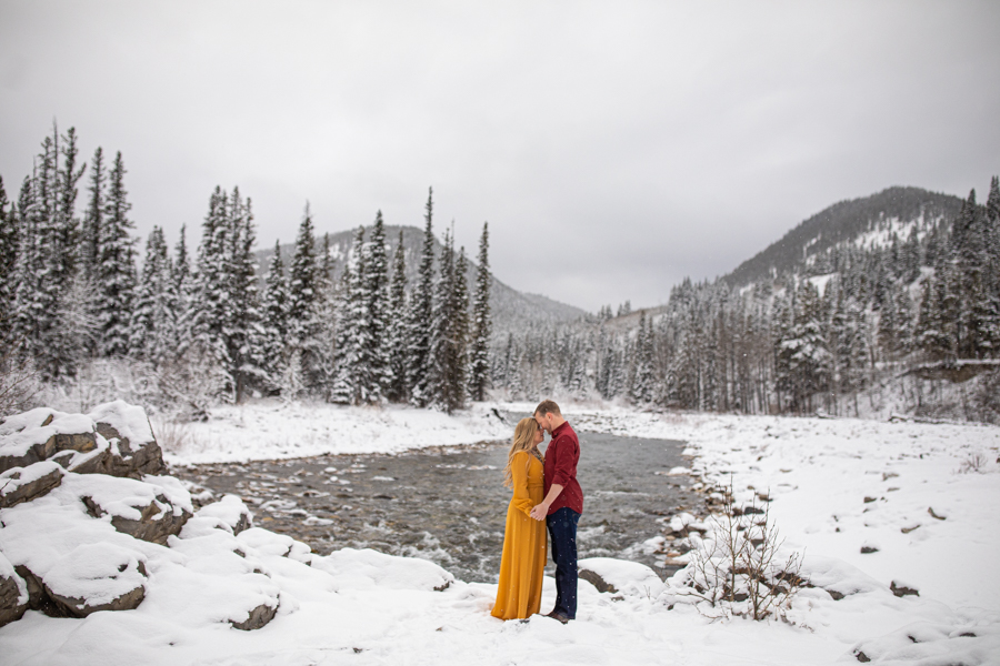 snowy engagement sessions