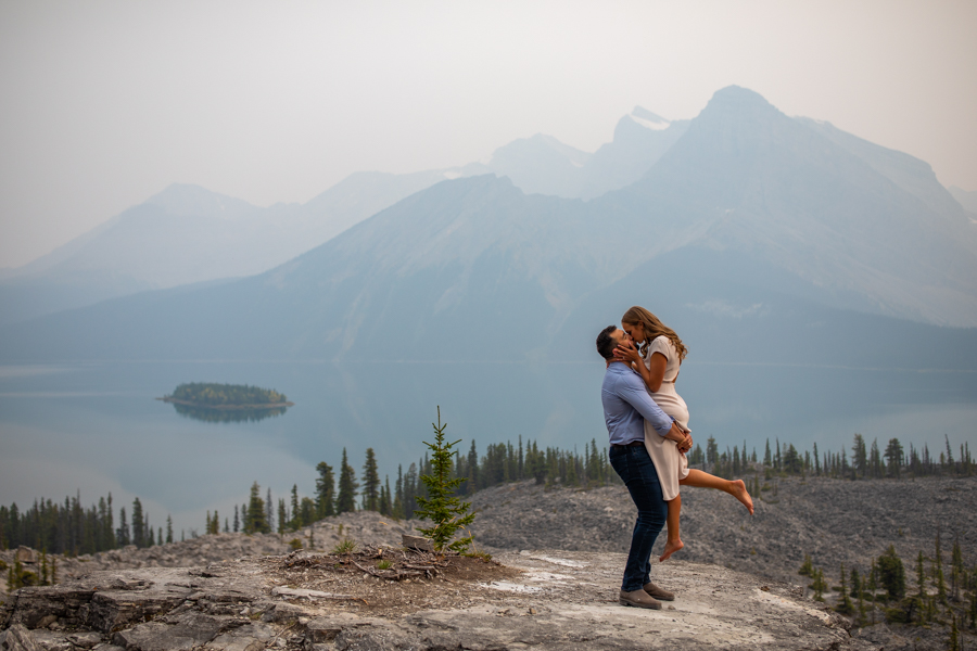 cuddle sexy on the lake for engagements